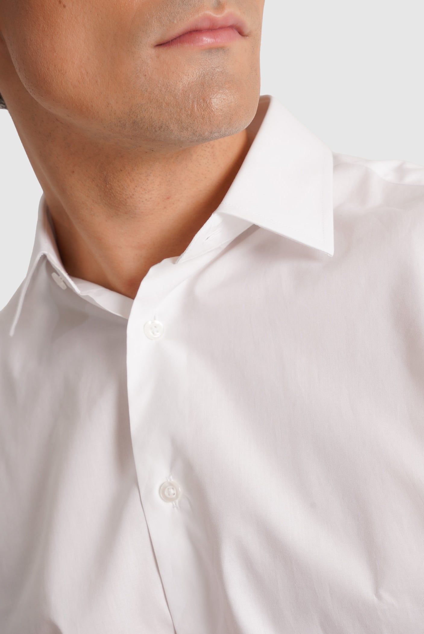 CAMISA POPELINE BRANCA MANGA COMPRIDA CLASSIC FIT MR. BLUE