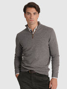 JERSEY DE LANA GRIS CON CODERAS MR REGULAR FIT. AZUL