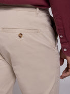 PANTALÓN REGULAR FIT DE ALGODÓN BEIGE MARK BELLUCCI
